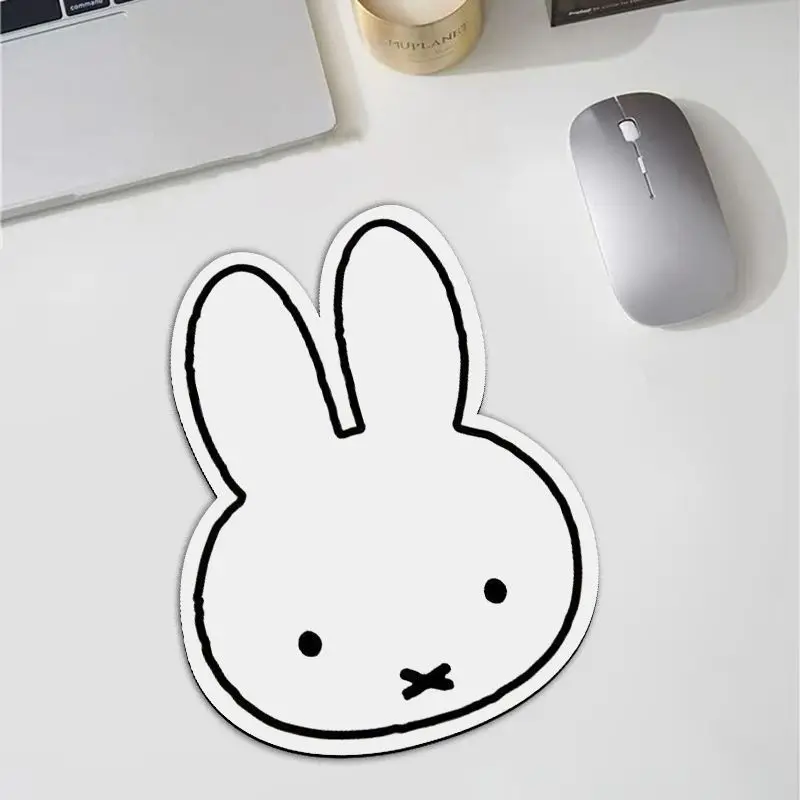 Gaming Keyboard And Mouse Pad - Alas Mouse Bentuk Kelinci Miffy Kawaii